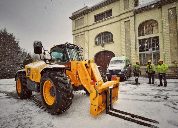 The Winter Uptime Playbook: Nine Five-minute Fixes That Keep Your Kit Moving