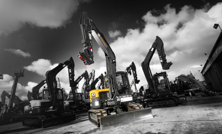 The Benefits of Excavator Hire