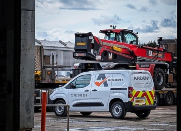 What Construction Teams Really Want from Modern Equipment Hire Providers