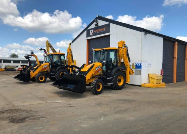 The Importance of Having a Plant Hire Depot Near Your Project