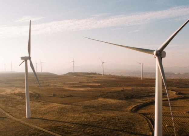 How Does a Plant Hire Company Help the Renewable Energy Sector?