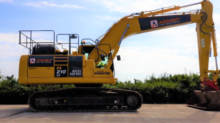 KOMATSU PC210LC-11