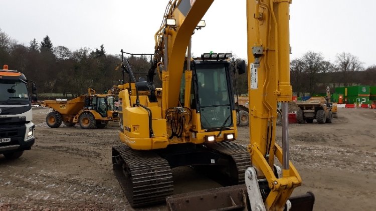 KOMATSU PC138US-11