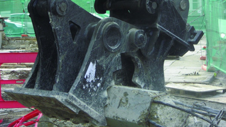 Hydraulic Pulverisor