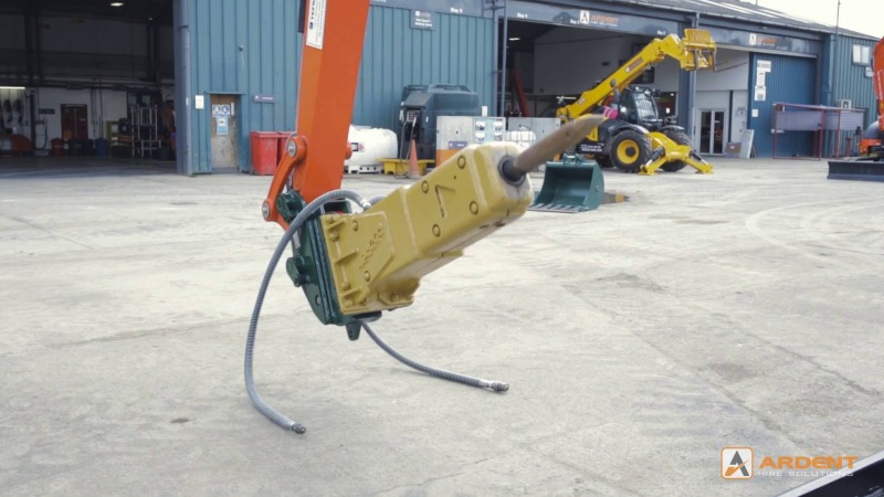 Excavator Hydraulic Breaker Attachment